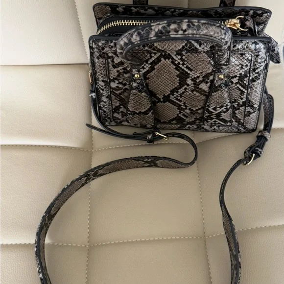 Zara Black and Cream Snakeskin Crossbody Bag - Picture 2 of 6